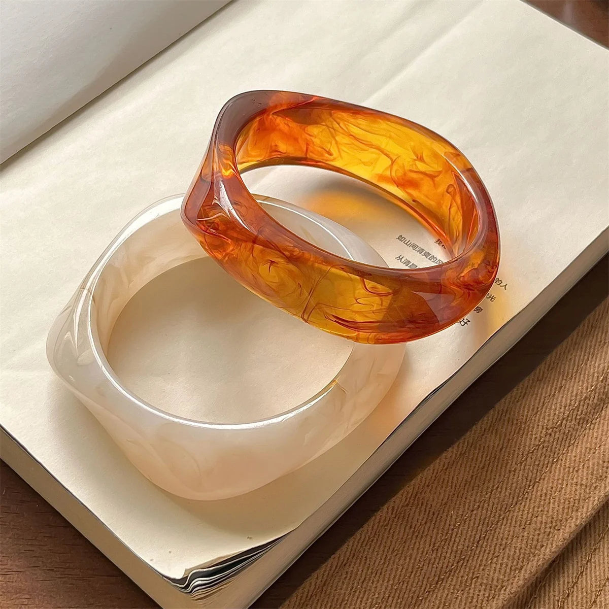 Exaggerated Polygonal Translucent Crude Thick Bangles
